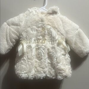 Chic White Kids Puffer Jacket